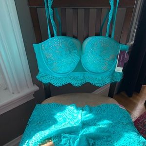 NWT Cacique teal 40D bra & 18/20 cheeky boy shorts SET